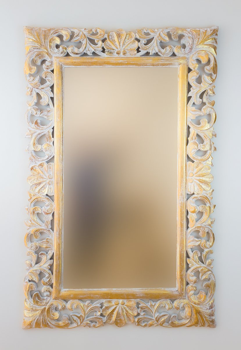 Espejo de pared decorativo Beladona Pan de oro de 140cm.