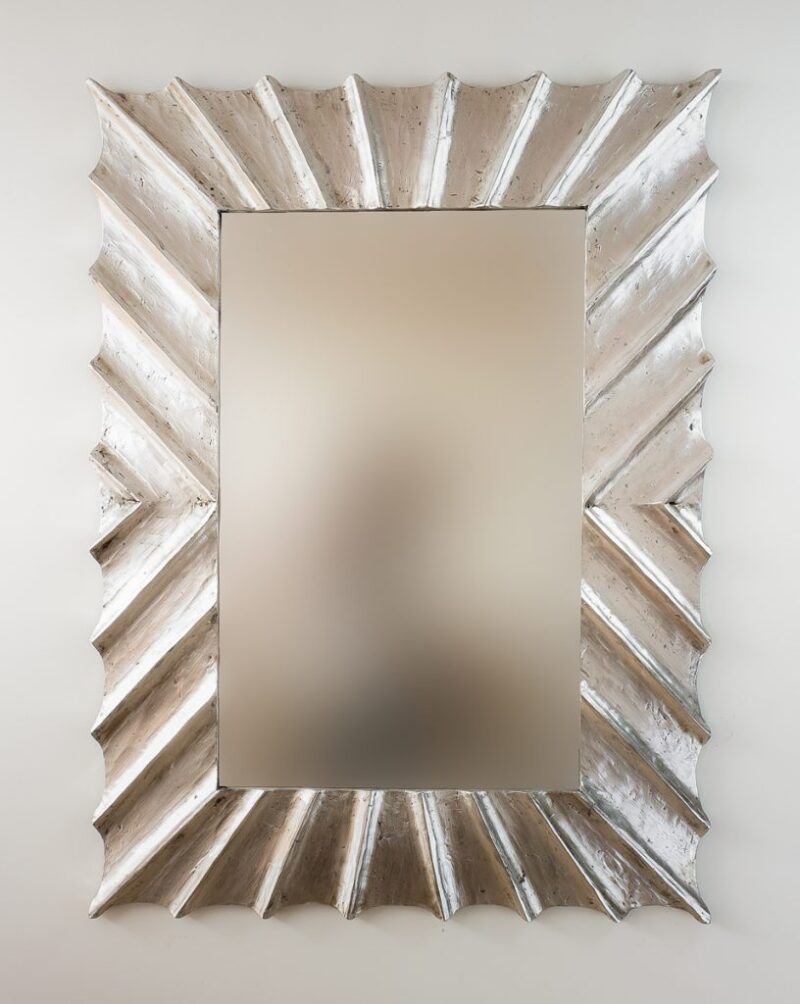 Espejo decorativo tipo sol de madera Surya Burik de 90x120cm en Plata (envejecida)