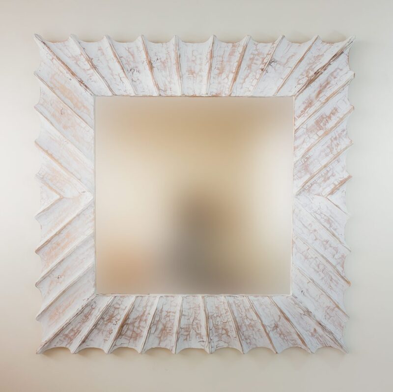 Espejo decorativo tipo sol de madera Surya Burik de 100x100cm en Blanco decapado