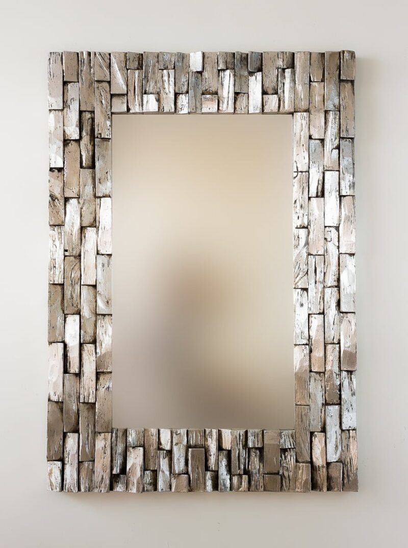 Espejo decorativo de madera Catak Bendy de 70x100cm en Plata (envejecida)