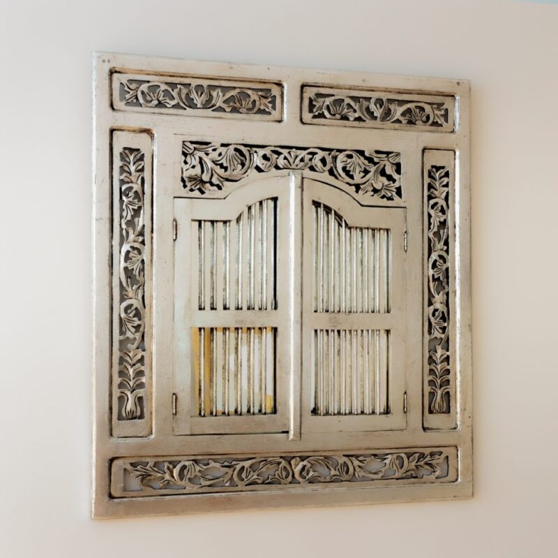 Espejo decorativo de madera Window Jati de 90x80cm en Plata (envejecida)