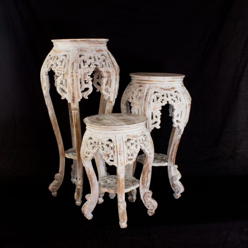 Mueble auxiliar Starset de teca en blanco decapado