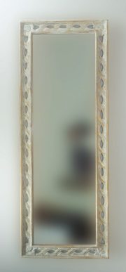 Espejo decorativo de madera Tali Bolong de 160x60 en blanco y pan de oro