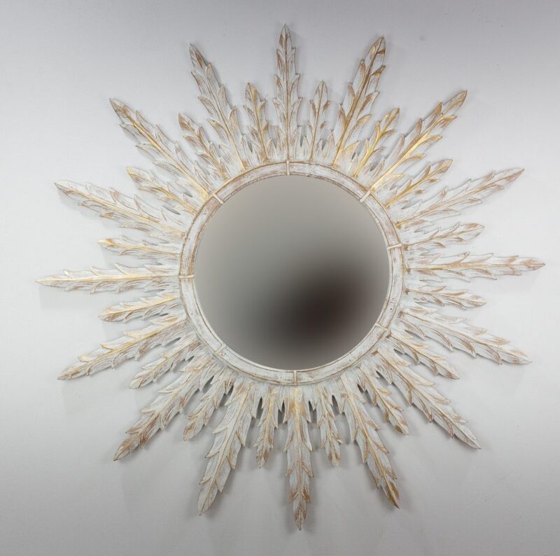 Espejo de pared decorativo Urban Surya Pan de oro de 120cm.