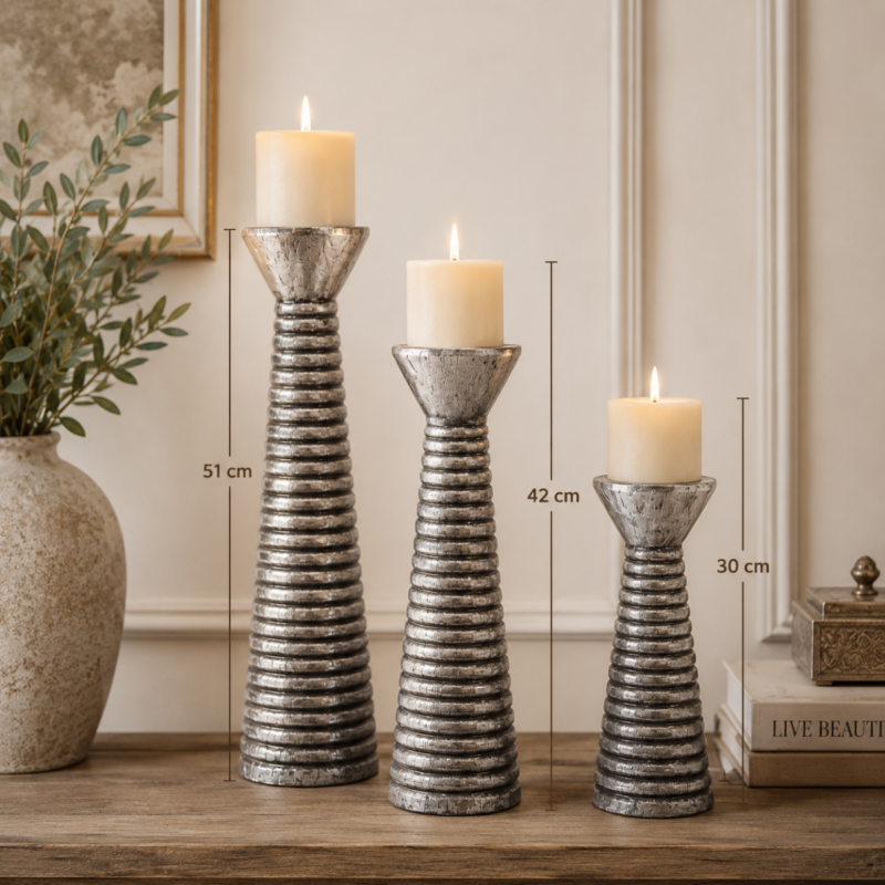 Candelabro Garis de madera, acabado plata envejecida
