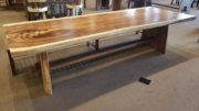 Mesa maciza de madera de suar pata hierro