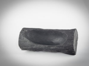 Bol de madera acabado carbón de 37x15x14