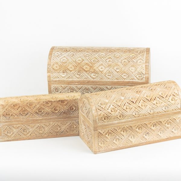 Baúles tallados de madera de teca