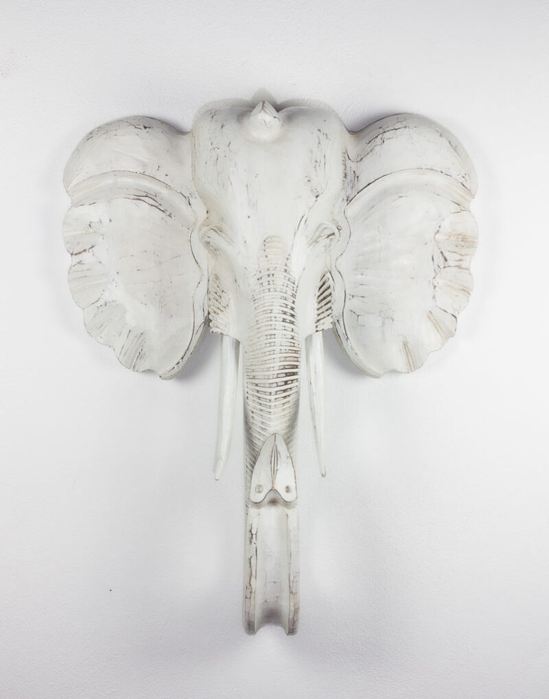 Figura gigante de elefante tallado en madera. 100 cm.