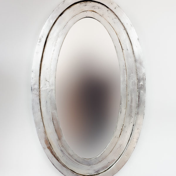 Espejo de madera ovalado