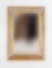 Espejo decorativo de madera Bulig de 70x100 en blanco y pan de oro