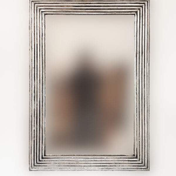 Espejo decorativo de madera Bulig de 70x100 en Plata (envejecida)