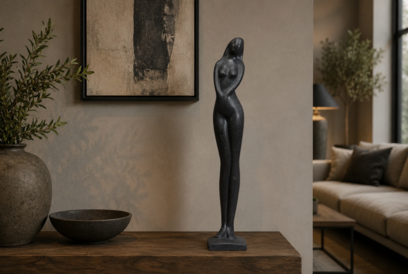 Figura escultura mujer decorativa en piedra negra de 72cm