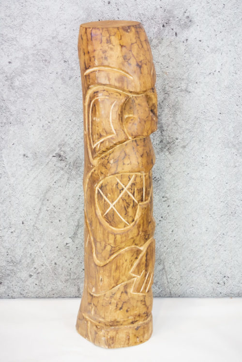 Tótem de madera Tiki. Madera tallada de 100cm
