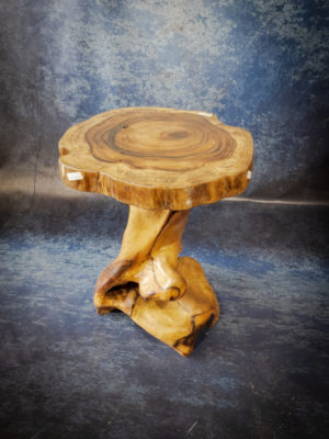 Mesa auxilliar rústica de madera de Palo de Rosa “Tea table” de 62x58x83cm