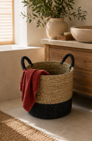 cesto natural-negro Cesto de fibras Seagrass. Color natural-negro de 38x58cm