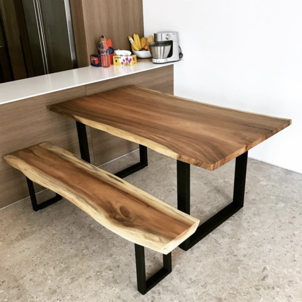 Mesas e suar de madera maciza