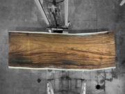 Mesas de Suar en madera maciza de 307 cms