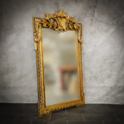 Espejo decorativo de madera Roman Greeco de 165x100 en Oro (envejecido)