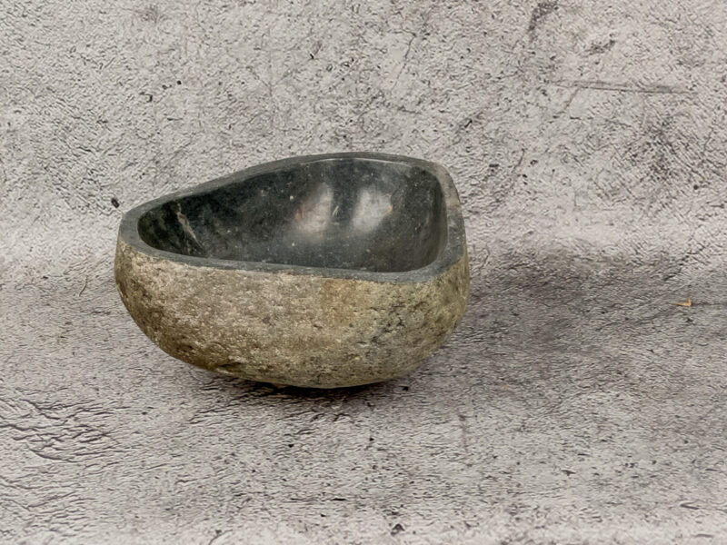 Lavabo natural pequeño de piedra de rio (imagen real). De 32x27cm