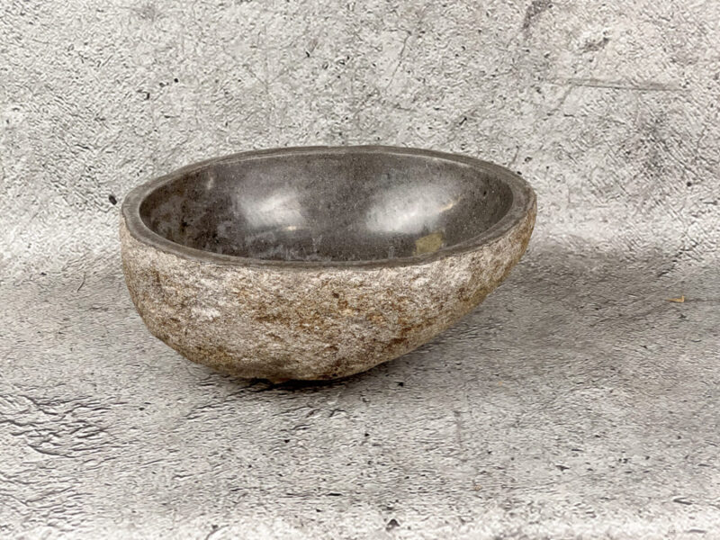 Lavabo natural pequeño de piedra de rio (imagen real). De 39x27cm